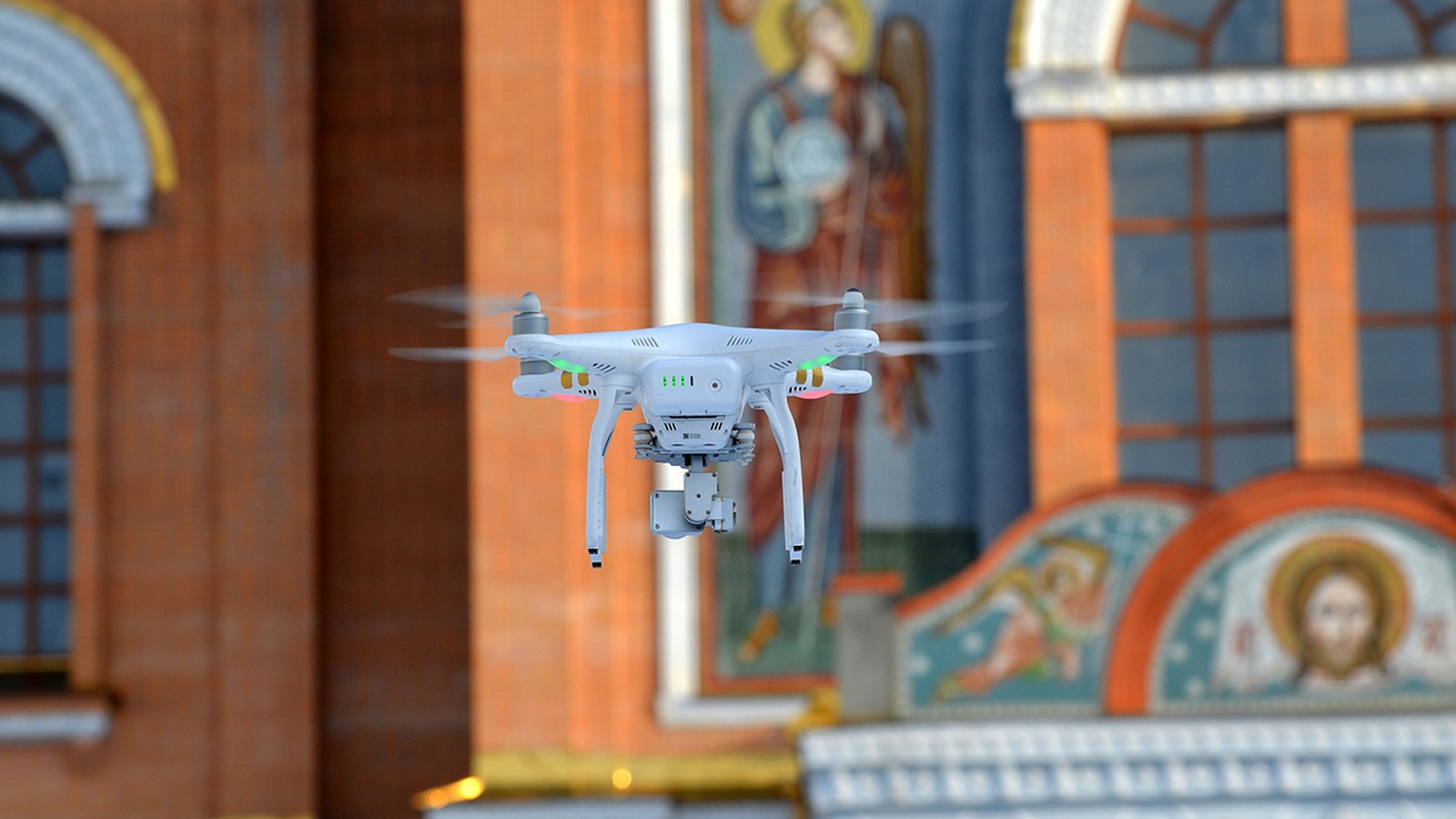 ARGUS: Non-destructive, scalable, smart monitoring of remote cultural treasures
